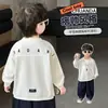 Camiseta de manga larga de primavera para niño 2026 nueva sudadera moderna y elegante estilo coreano para niño ropa casual versátil 3