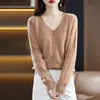 Cardigã vazado puro de caimento solto, blusa de tricô fina com decote V, nova peça de outer wear feminina plus size