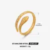 Anillo abierto de serpiente popular europeo y americano de acero inoxidable Estilo étnico de mujer Modachapado en oro real anillo pequeño de serpiente venta al por mayor