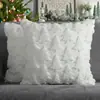 Funda de almohada navideña transfronteriza con bordado de terciopelo, bordado con borlas de pompón, cojín de sofá tridimensional, almohada bordada con toalla