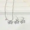 Conjunto de Brincos e Colar com Laço em Forma de Coração e Zircônia para Mulheres, Tendência e Único com uma Vibe Doce-Descolada, Gargantilha de Miçangas Versátil