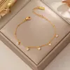 2025 Novas Joias Europeias e Americanas Elegante Elegante Coração de Zircônia Pulseira com Múltiplos Pingentes para Mulheres Aço Titânio Não Desbota Joias de Mão Ins