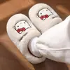 Pantuflas de algodón originales de Sanrio, pantuflas de invierno gruesas para interiores para mujer, pantuflas de algodón antideslizantes de suela suave para otoño/invierno, venta al por mayor