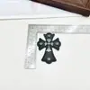 Venta al por mayor del fabricante Marca de moda europea y americana Parches Cruzados con Herrajes de Cuero para Zapatos, Ropa, Mezclilla, Ropa Infantil y Sombreros