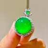 Colgante de Ágata Calcedonia Verde Imperial Luminoso Hielo-Transparente Estilo Chino Vintage Chapado en Oro Plata 925 de Alta Calidad