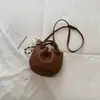 Nova Bolsa de Mão com Padrão de Lichia Outono 2026, Alta Qualidade Cor Sólida Fashionable Casual Bolsa Transversal Tipo Balde