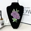 Adornos de Cuentas de Flor de Rosa con Parches Bordados de Pedrería, Disponibles en Múltiples Colores, Específicamente para Accesorios de Ropa DIY, Diseño Floral Tridimensional de Alta Calidad