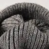 Gorro de punto largo para otoño e invierno que protege las orejas para hombres y mujeres, cálido y a prueba de viento, plegable, adecuado para uso casual al aire libre, gorro de lana simple y versátil