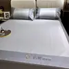 2026 Nuevo Modelo 1200D Encriptado Seda Pura Hielo Carbon Ligero Suave Esterilla Refrigerante Juego de Tres Piezas
