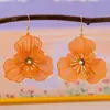 Pendientes de Moda Europeos y Americanos, Sencillos y Personalizados, Pendientes Versátiles de Flor Triangular de Doble Capa Pintados en Spray, Pendientes de Gama Alta para Mujer al por Mayor