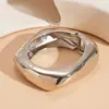 Pulseras Metálicas Geométricas Irregulares Transfronterizas Europeas y Americanas, Pulseras de Moda y Personalizadas, Joyería de Mano de Lujo Ligero y Gama Alta, Diseño de Nicho