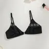 Aliexpress se especializa en Sujetadores de Mujer Populares de Cierre Frontal Transfronterizos, Fajas Sexy sin Espalda de Pico Profundo para Mujer de Comercio Exterior Europeo y Americano