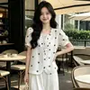 Camisa de Manga Corta con Cuello Redondo y Corbata a la Moda para Mujer, Nuevo Estilo Verano 2026, Corte Holgado, Adelgazante, Versátil, Top Casual Estilo Oficina