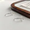 Pendientes de Hoja de Arce Estilo Hong Kong para Mujer, Diseño de Nicho, Dulces, Geniales, Modernos y Únicos Ganchos para Oreja, Pendientes Creativos Simples y Versátiles