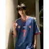 Camiseta de rayas de manga corta con cuello en V y bloques de color retro americano para mujer, diseño deportivo de jersey de verano holgado, top para pareja