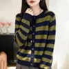 Cardigan de Tricô Color Block Listrado Retrô com Gola Redonda Feminino Outono Inverno Suéter com Lurex Petite Solto Versátil Quente Peça de Roupa Externa
