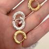 Pendientes de lujo ligeros, retro, irregulares, plisados, con textura de papel de hojalata y aguja de plata 925, pendientes atmosféricos de alta gama para mujer.