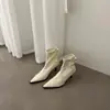 Botas de tornozelo estilo fada, novidades de outono, versáteis, de bico fino, com salto para aumentar a altura, na moda, femininas, para mulheres adultas