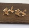 Accesorios de joyería antiguos, colgante de dragón auspicioso de doble cara de cobre fundido, horquilla hecha a mano.