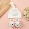 Gorro para Bebé Recién Nacido Suave y Transpirable + Juego de Calcetines Tejidos con Decoración de Muñeca, Gorro y Pañuelo para Bebé Lindos y Dulces