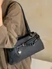 Bolsa de ombro estilosa estilo moto para mulheres, novo modelo 2026, bolsa de mão para o dia a dia, pequena bolsa tote para sair para o trabalho, bolsa baguette