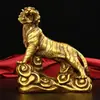Latão atacado Ornamentos de Tigre zodíaco Tigre montanha superior Tigre bronze artesanato para casa