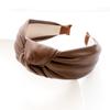 Diadema de cuero PU transfronteriza para otoño e invierno, diadema de cuero europea y americana, lindo paquete de cabello para niña, accesorios para el cabello anudados de moda R123