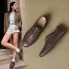 ZHR Zapatos de mujer de corte profundo estilo británico, nueva moda otoño 2026, elegantes y versátiles, cómodos zapatos casuales de cuero
