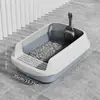 Bandeja sanitaria de plástico engrosado, tamaño grande, semicerrada, diseñada para evitar que la arena se esparza; viene con una pala para arena; una caja de arena especializada para gatos