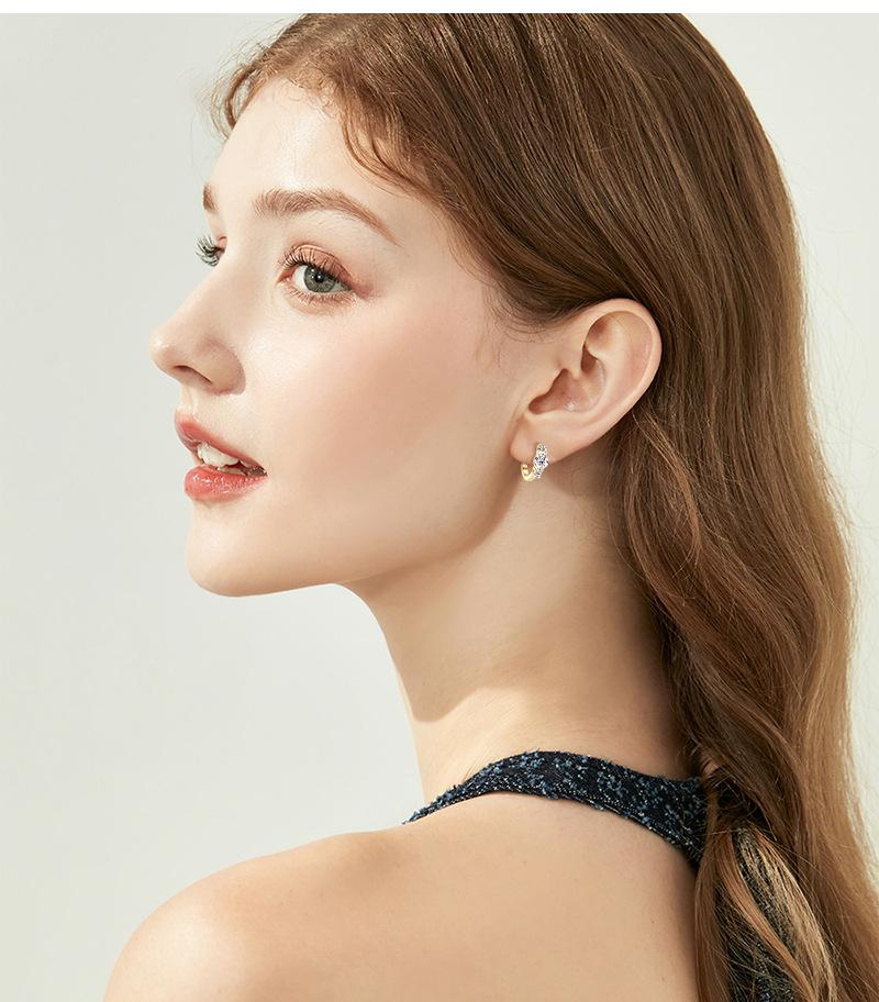 豪华微镶三钻全莫桑石耳环耳圈女