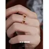 Anillo de Mariposa con Goteo de Aceite Rojo Retro Otoño e Invierno Anillo Exquisito de Gama Alta de Nicho para Mujer Lujo Accesible Anillo Versátil para el Dedo Índice