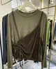 Camiseta de manga larga con tirantes de terciopelo de color de contraste, empalmada, estilo dos piezas falso, para mujer, principios de otoño 26, estilo nuevo, top base holgado y elegante