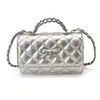 Bolsa de Ombro Feminina Nova Moda 2026 Corrente com Padrão de Diamante Transfronteiriça Estilo Chanel, Bolsa Quadrada Pequena Transversal com Laço Versão Coreana