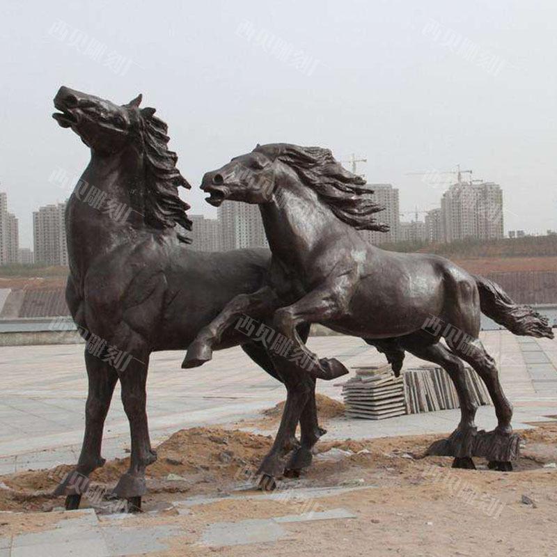 铜马雕塑详情图