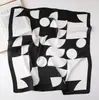 Bufanda de Seda de Nuevo Estilo para Mujer, Moderna y Versátil, Pañuelo Cuadrado de 70 cm, Bufanda para el Cuello Estilo Coreano, Pañuelo Retro para Primavera y Otoño, Pañuelo para la Cabeza