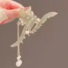 Presilha de Pinça com Franja de Borboleta de Pérola para Mulheres, Novo Design de Alto Padrão, Presilha Grande de Tubarão, Moderna, Versátil para Cabelo