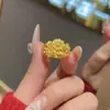 Anillo de Flor de Margarita de Lujo con Chapado en Oro de Cobre Vietnamita Ajustable Venta al por Mayor Venta en Vivo Transfronteriza