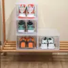 Caja de Zapatos de Plástico Transparente Aj Magnética de Caña Alta, Organizador de Almacenamiento Moderno a Prueba de Polvo y Antioxidation para Tenis, Gabinete de Zapatos al por Mayor