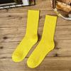 Calcetines de tubo medio de color liso para hombre, deportivos, japoneses, de línea gruesa, combinables, para primavera y verano, para hombre y mujer.