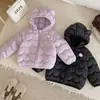 Chaqueta ligera de algodón con relleno de plumón para niñas, abrigo corto de algodón para niños, chaqueta de algodón con capucha para niños, ropa exterior de otoño/invierno para niños pequeños y bebés