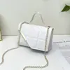 2025 Nova Bolsa de Ombro Moda Bordada Sarja Acolchoada para Comércio Exterior Bolsa de Mão Bolsa Transversal Texturizada para o Dia a Dia Bolsa Quadrada Leve