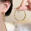 Pendientes de plata S925 con forma de aguja, temperamento simple, exagerados y grandes círculos, para mujer, de alta gama, con sentido de celebridad de Internet, accesorios explosivos para las orejas.