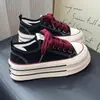Sapatos de lona com design original de outono para aumentar a altura de meninas, sapatos brancos casuais com sola grossa e biqueira redonda para mulheres, tênis populares com biqueira redonda para aumentar a altura