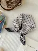 Algodón suave y lino transpirable aptos para la piel protección para el cuello cuadrado pequeño punto de ola flor de anacardo turbante exportación coreana bufanda individual bufanda de seda damas