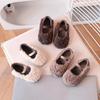 Zapatos sin cordones unisex versátiles para niños, punta redonda, Otoño/Invierno 2026, Zapatos de algodón de doble capa para bebé, Zapatos peludos antideslizantes, Zapatos cálidos de algodón
