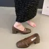 Exquisitos zapatos Mary Jane de tacón alto con punta cuadrada retro estilo francés para mujer, otoño e invierno 2026, zapatos de tacón grueso de corte bajo que no cansan los pies