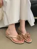 Sandálias Estilo Francês com Strass 2026 para Uso Externo, Elegantes Sandálias de Salto Anabela Florais de Verão, Chinelos para Mulheres, Estilo de Nicho