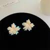 Brincos de Flor com Gotejamento de Tinta Colorido Contrastante, Uso Dupla Face, Estilo Doce e Simples, Brincos Suaves Inspirados na Floresta para Mulheres