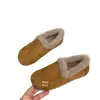 Nuevos estilos de otoño e invierno: Botas de nieve para mujer estilo universitario, forradas de polar y con suela gruesa, zapatos de plataforma y zapatos casuales para estudiantes, disponibles al por mayor