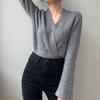 Jiazhi/Novo Vestuário Feminino de Início de Outono, Suéter Gola V Cruzada Estilo Relaxado Slim-Fit, Pulôver Petite B8031